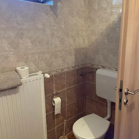 Diofa Apartmanhaz Kapuvár Exterior photo