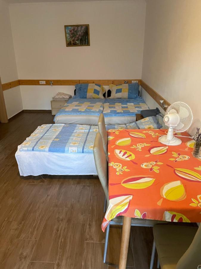 Diofa Apartmanhaz * Kapuvar
