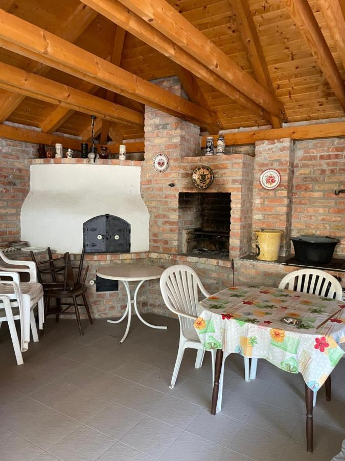 Diofa Apartmanhaz Apartmán Kapuvar